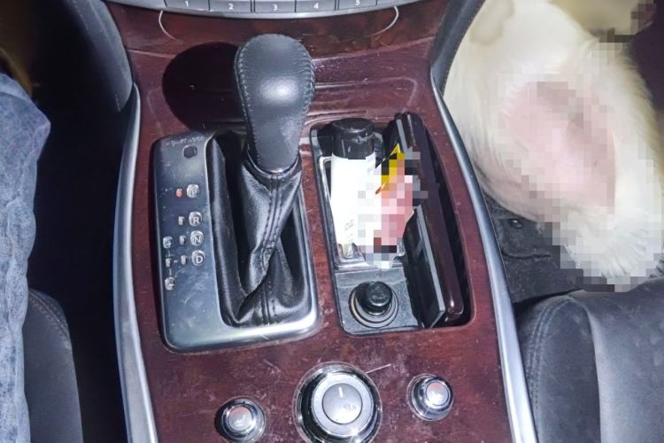 Used Infiniti Q70 2019 Q70L 2.0T Elite Plus Version Gear Lever