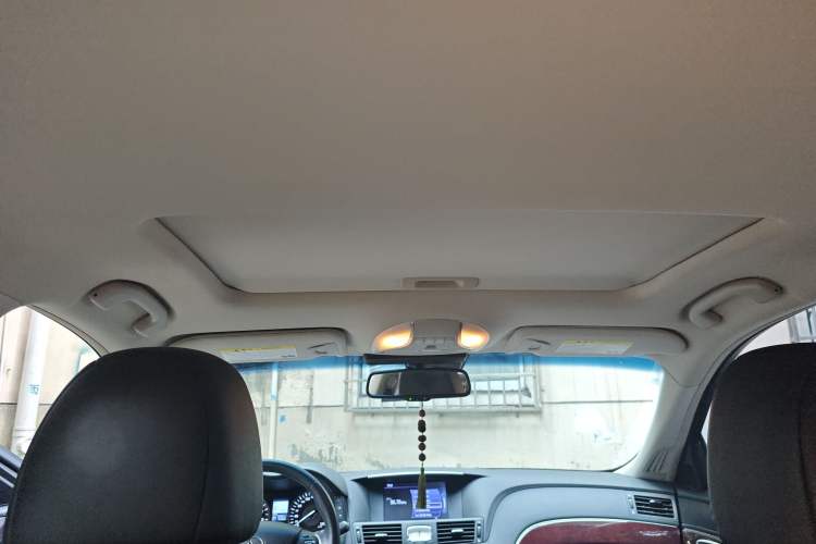 Used Infiniti Q70 2019 Q70L 2.0T Elite Plus Version Headliner