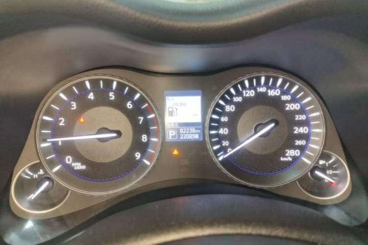 Used Infiniti Q70 2019 Q70L 2.0T Elite Plus Version Instrument Cluster