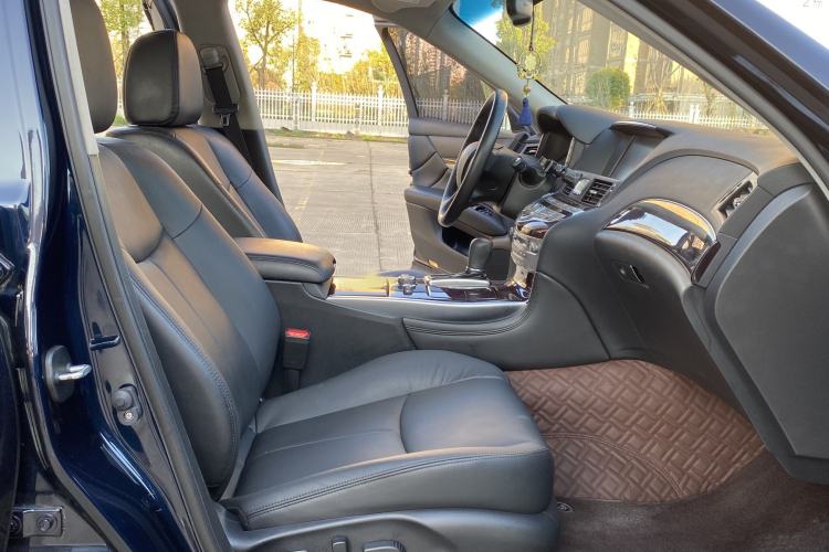 Used Infiniti Q70 2019 Q70L 2.0T Elite Edition Interior 2