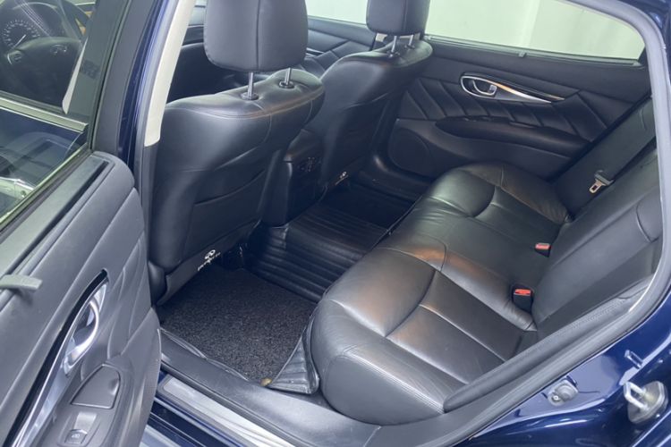 Used Infiniti Q70 2019 Q70L 2.0T Elite Edition Interior 3