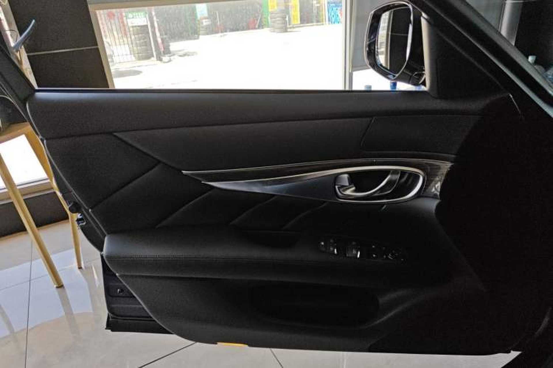 Used Infiniti Q70 2019 Q70L 2.0T Elite Plus Version Left Front Door Interior