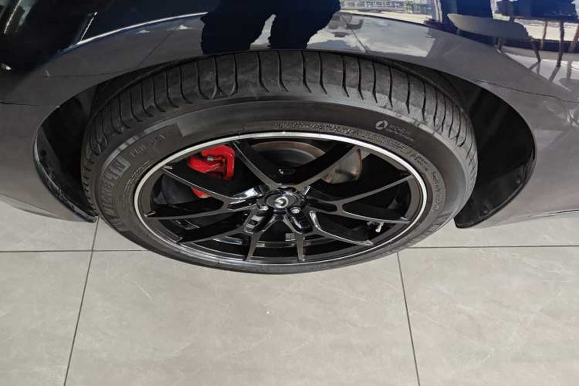 Used Infiniti Q70 2019 Q70L 2.0T Elite Plus Version Left Front Wheel Hub