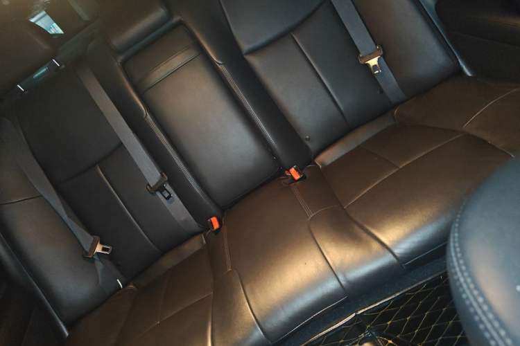 Used Infiniti Q70 2019 Q70L 2.0T Elite Plus Version Left Rear Seat