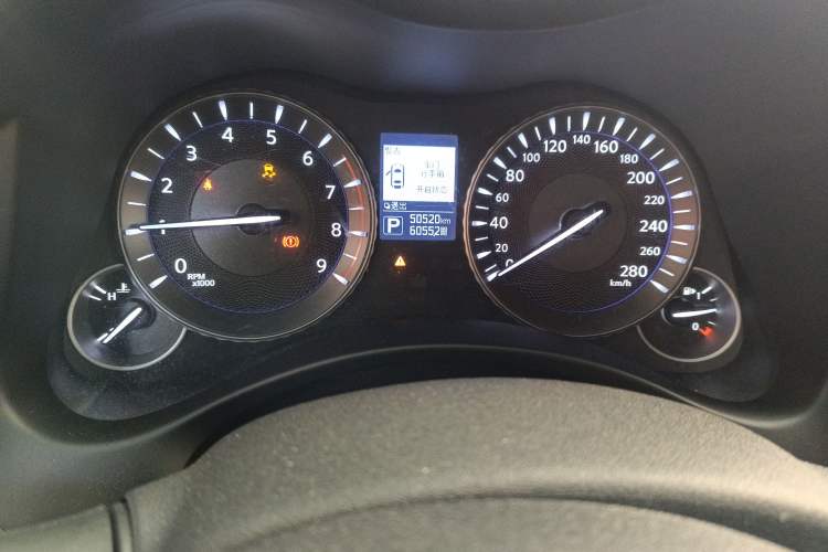 Used Infiniti Q70 2019 Q70L 2.0T Elite Plus Version Odometer Close Up