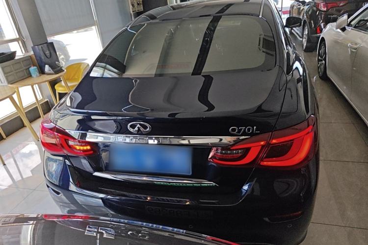 Used Infiniti Q70 2019 Q70L 2.0T Elite Plus Version Rear