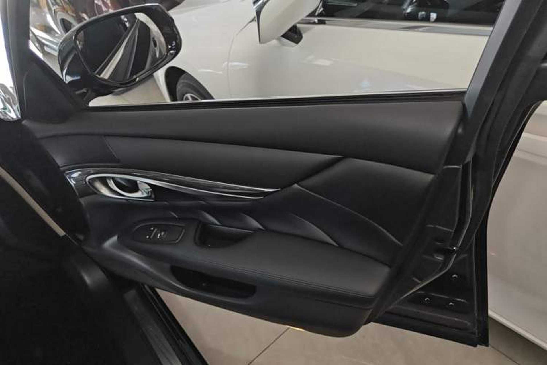 Used Infiniti Q70 2019 Q70L 2.0T Elite Plus Version Right Front Door Interior