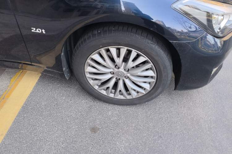 Used Infiniti Q70 2019 Q70L 2.0T Enjoyment Edition Right Front Wheel Hub