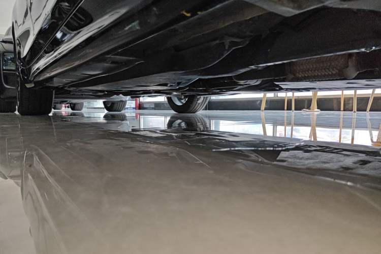 Used Infiniti Q70 2019 Q70L 2.0T Elite Plus Version Right Side Sill