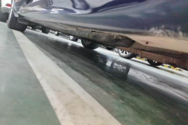 Used Infiniti Q70 2019 Q70L 2.0T Elite Plus Version Right Side Sill