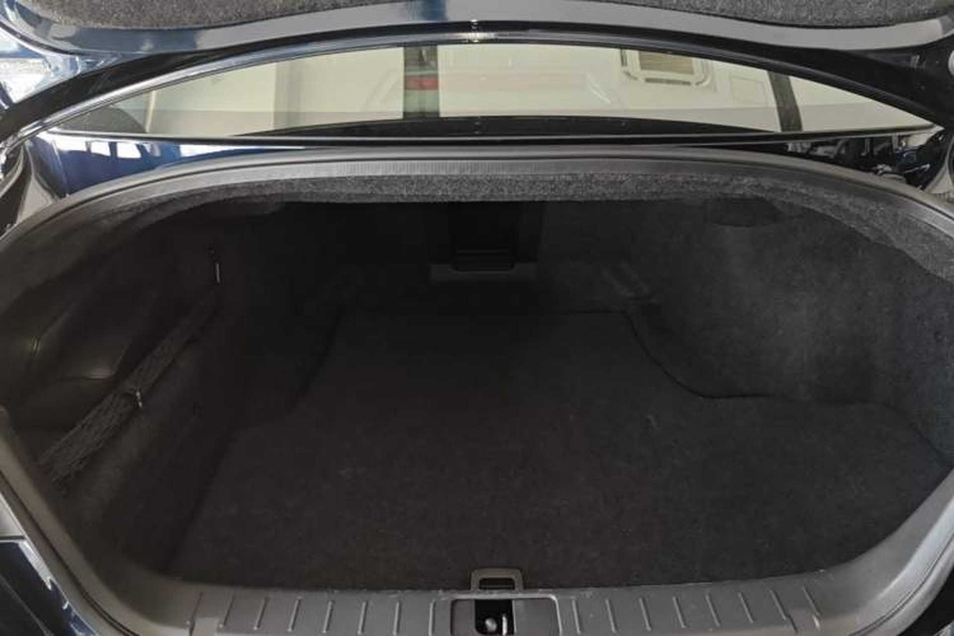 Used Infiniti Q70 2019 Q70L 2.0T Elite Plus Version Trunk