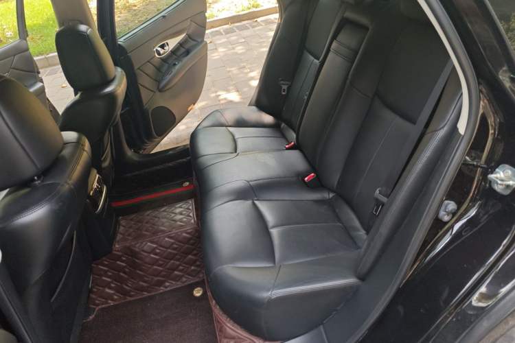 Used Infiniti Q70 2019 Q70L 2.0T Elite Plus Version Left Rear Seat