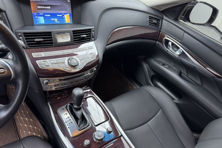 Used Infiniti Q70 2019 Q70L 2.0T Enjoyment Edition Interior 3