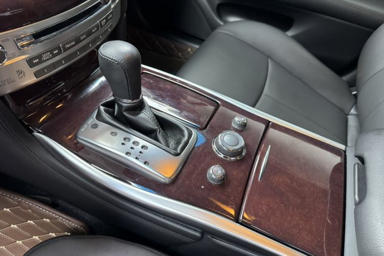 Used Infiniti Q70 2019 Q70L 2.0T Enjoyment Edition Interior 7