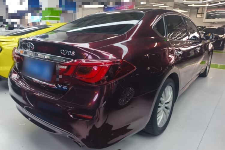 Used Infiniti Q70 2019 Q70L 2.0T Enjoyment Edition Rear Right 45 Deg