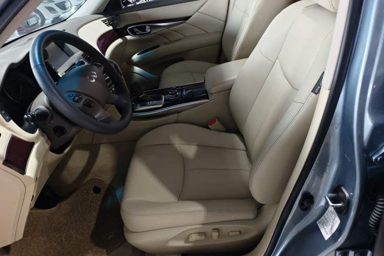 Used Infiniti Q70 2019 Q70L 2.0T Elite Plus Version Left Front Seat