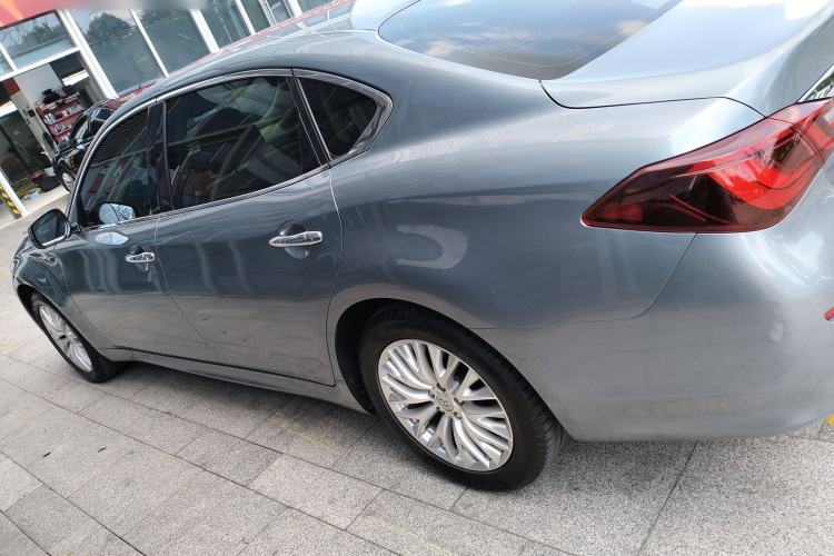 Used Infiniti Q70 2019 Q70L 2.0T Elite Plus Version Left Side