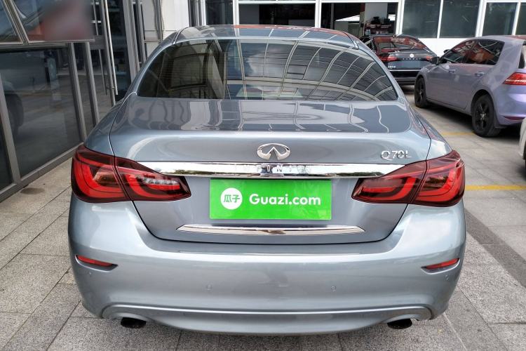 Used Infiniti Q70 2019 Q70L 2.0T Elite Plus Version Rear
