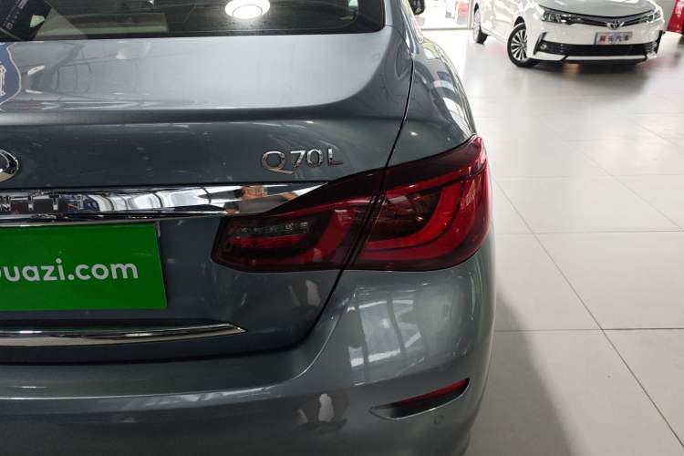 Used Infiniti Q70 2019 Q70L 2.0T Elite Plus Version Right Rear Taillight
