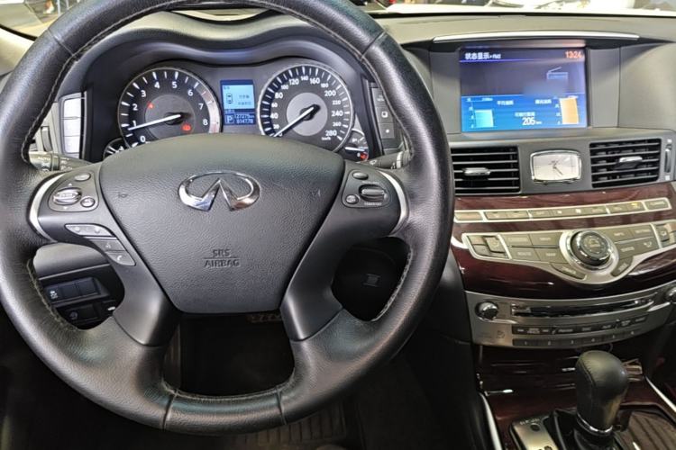 Used Infiniti Q70 2019 Q70L 2.0T Elite Plus Version Center Console