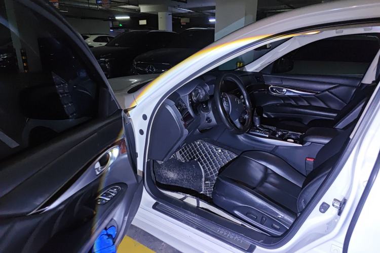 Used Infiniti Q70 2019 Q70L 2.0T Enjoyment Edition Driver Seat