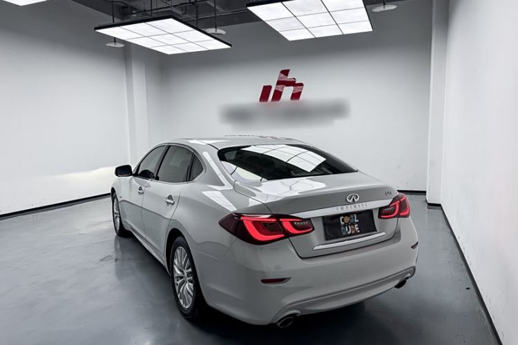 Used Infiniti Q70 2019 Q70L 2.0T Elite Edition Exterior 1