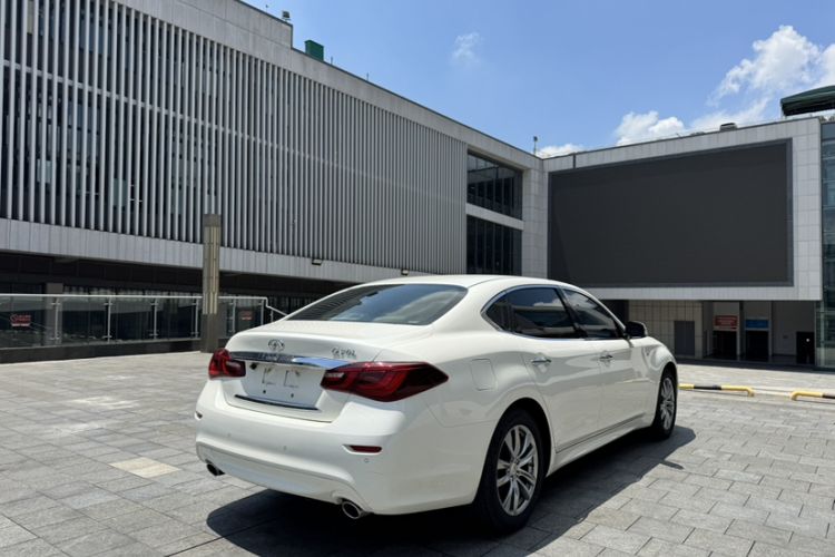 Used Infiniti Q70 2019 Q70L 2.0T Elite Edition Exterior 5