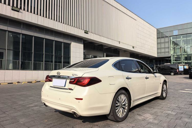 Used Infiniti Q70 2019 Q70L 2.0T Enjoyment Edition Exterior 5