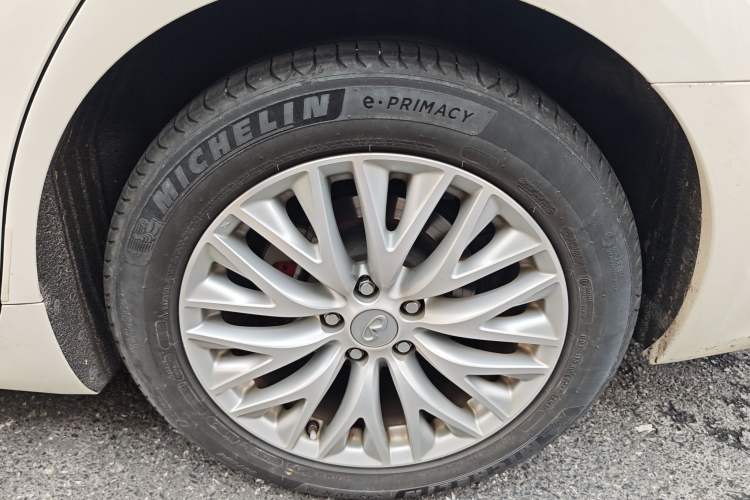 Used Infiniti Q70 2019 Q70L 2.0T Elite Plus Version Exterior 9