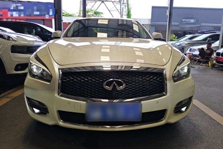 Used Infiniti Q70 2019 Q70L 2.0T Elite Plus Version Front