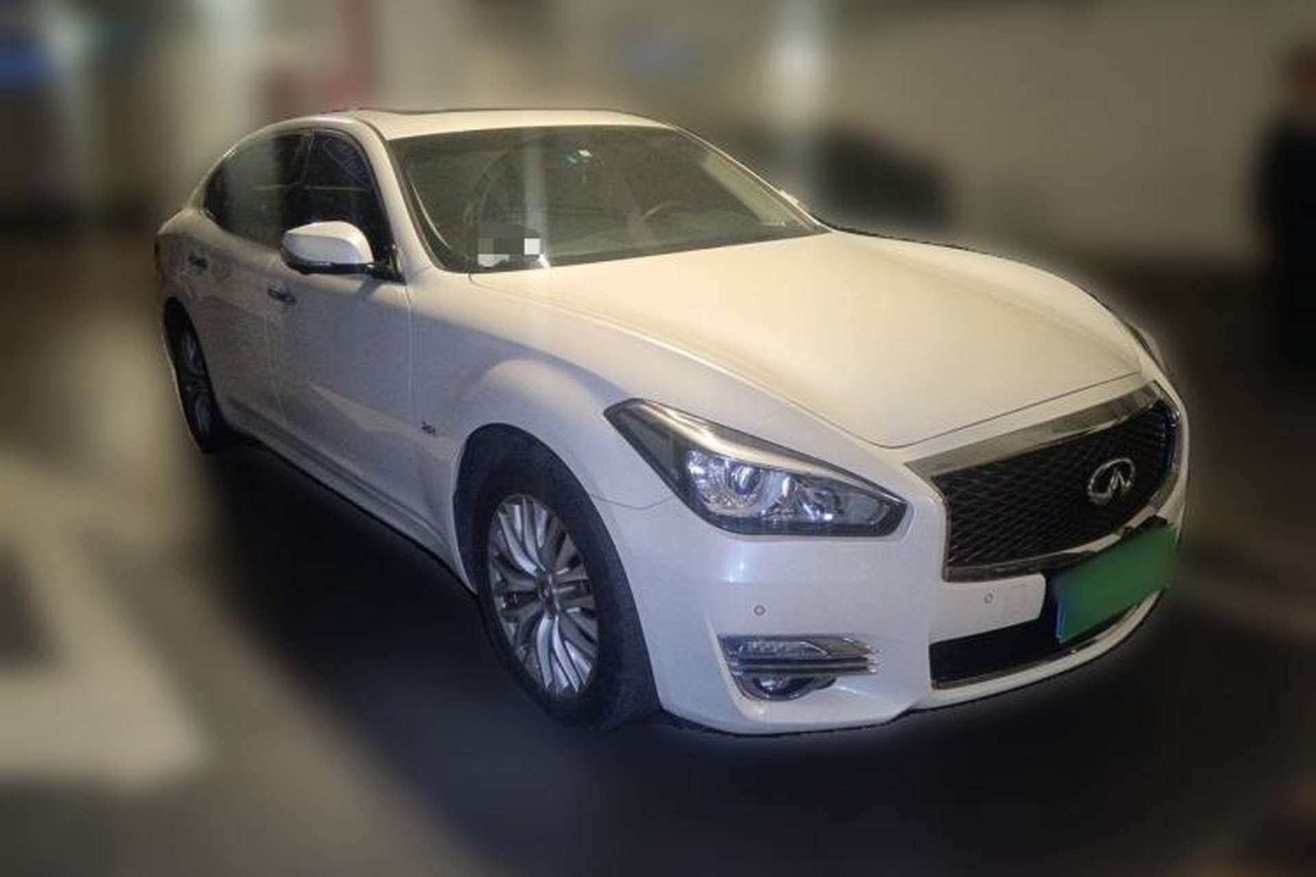Used Infiniti Q70 2019 Q70L 2.0T Elite Plus Version Front Right 45 Deg