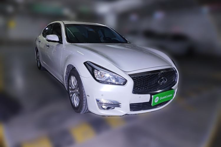 Used Infiniti Q70 2019 Q70L 2.0T Enjoyment Edition Front Right 45 Deg