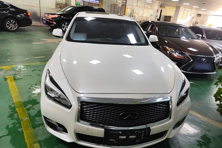 Used Infiniti Q70 2019 Q70L 2.0T Elite Plus Version Front