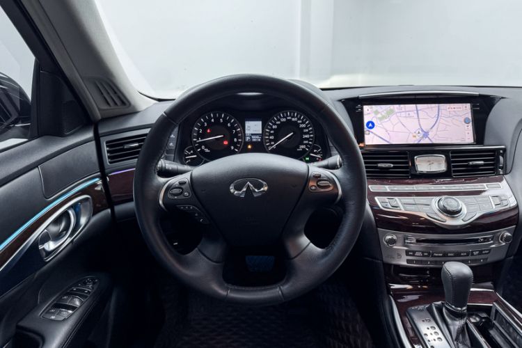 Used Infiniti Q70 2019 Q70L 2.0T Elite Edition Interior 3