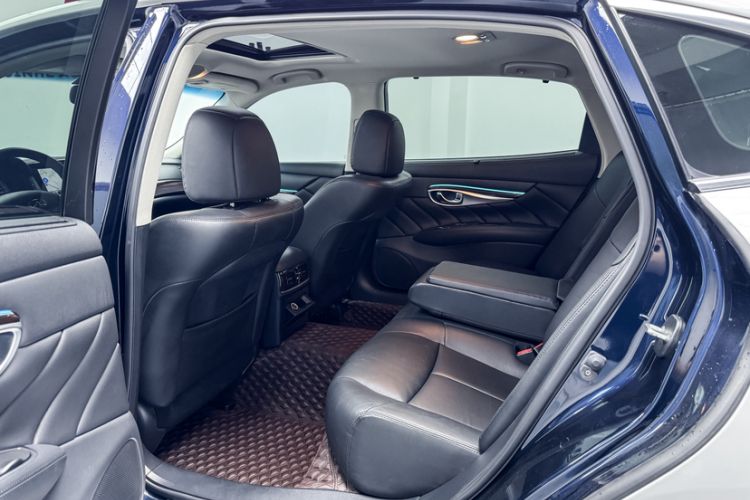 Used Infiniti Q70 2019 Q70L 2.0T Elite Edition Interior 4