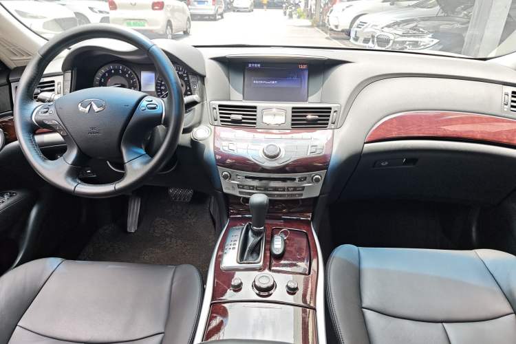 Used Infiniti Q70 2019 Q70L 2.0T Elite Plus Version Interior 5
