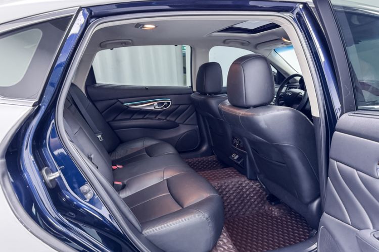 Used Infiniti Q70 2019 Q70L 2.0T Elite Edition Interior 7