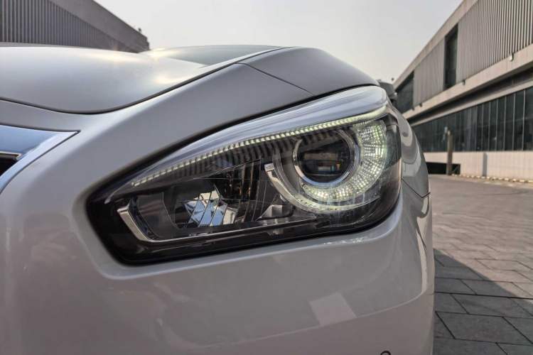 Used Infiniti Q70 2019 Q70L 2.0T Enjoyment Edition Left Front Headlight