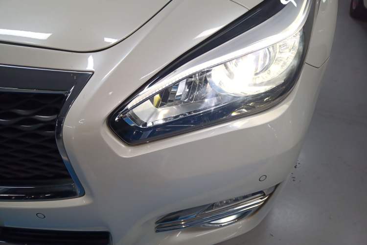 Used Infiniti Q70 2019 Q70L 2.0T Elite Plus Version Left Front Headlight