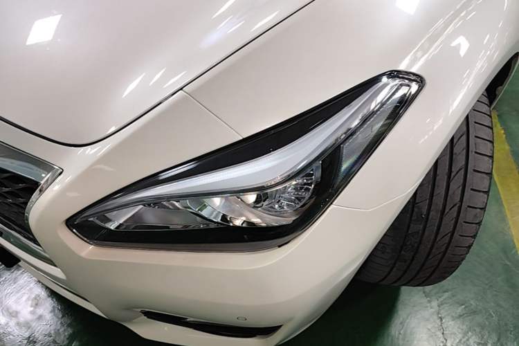 Used Infiniti Q70 2019 Q70L 2.0T Elite Plus Version Left Front Headlight