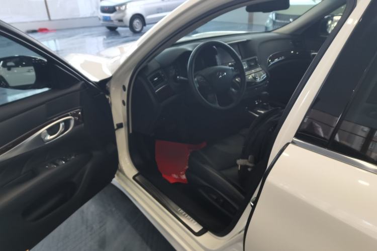 Used Infiniti Q70 2019 Q70L 2.0T Elite Plus Version Left Front Seat