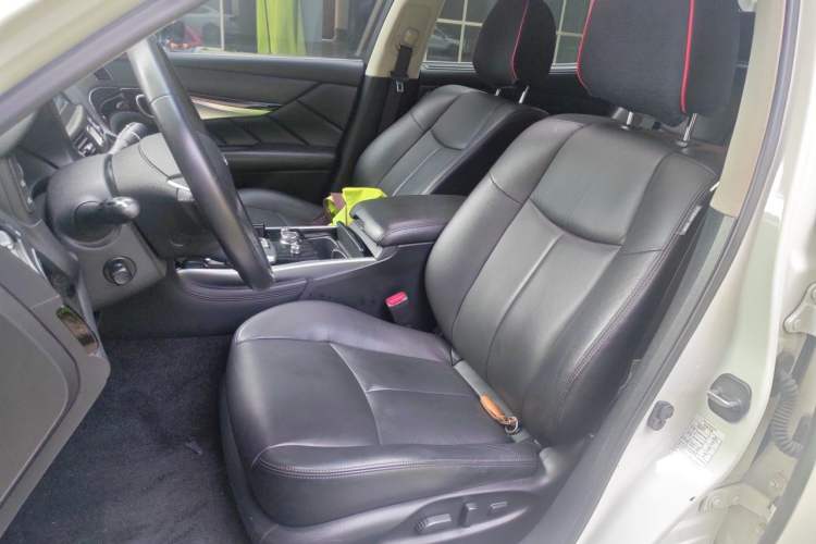Used Infiniti Q70 2019 Q70L 2.0T Elite Edition Left Front Seat