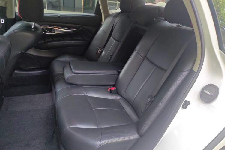 Used Infiniti Q70 2019 Q70L 2.0T Elite Edition Left Rear Seat