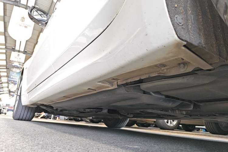 Used Infiniti Q70 2019 Q70L 2.0T Elite Plus Version Left Side Sill