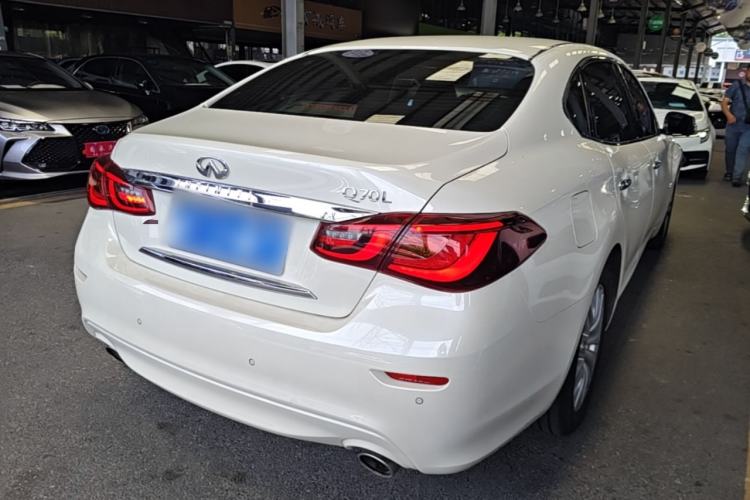 Used Infiniti Q70 2019 Q70L 2.0T Elite Plus Version Rear Right 45 Deg