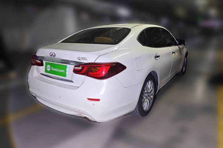 Used Infiniti Q70 2019 Q70L 2.0T Enjoyment Edition Rear Right 45 Deg