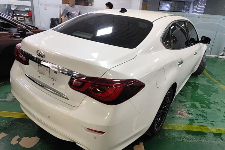 Used Infiniti Q70 2019 Q70L 2.0T Elite Plus Version Rear Right 45 Deg
