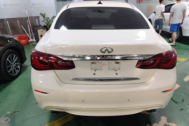 Used Infiniti Q70 2019 Q70L 2.0T Elite Plus Version Rear