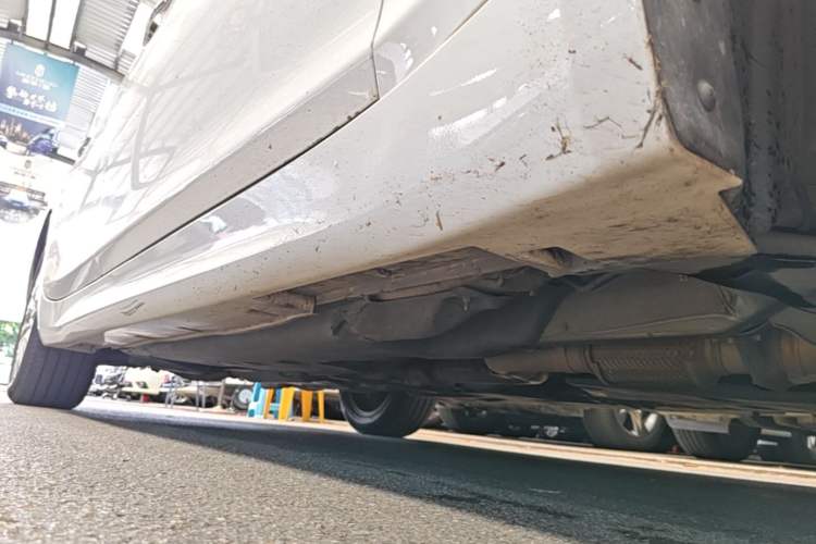 Used Infiniti Q70 2019 Q70L 2.0T Elite Plus Version Right Side Sill