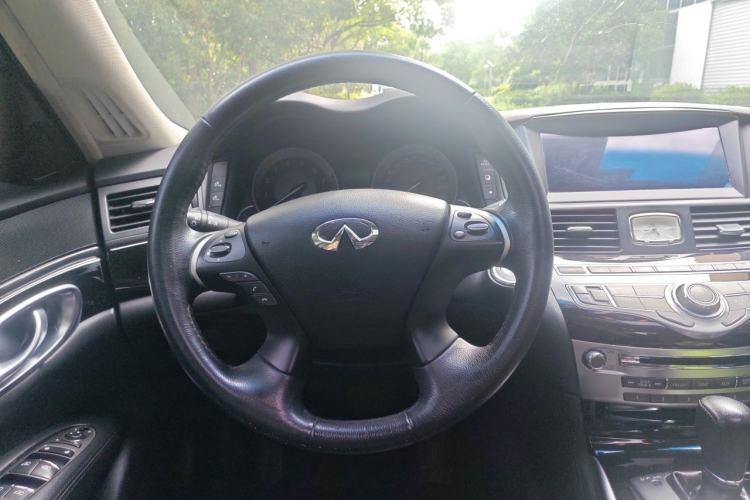 Used Infiniti Q70 2019 Q70L 2.0T Elite Edition Steering Wheel